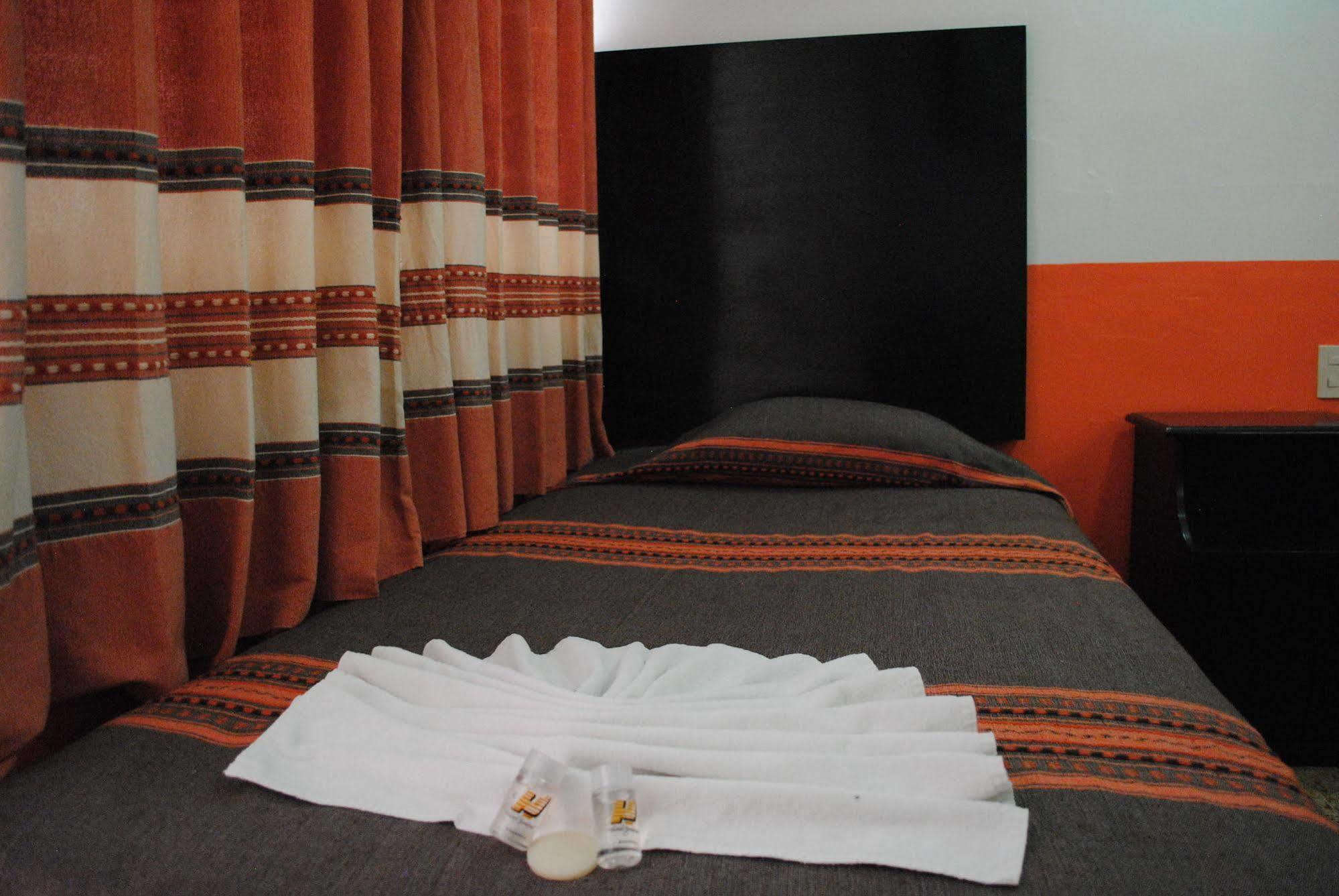 Hotel Jimenez Oaxaca Luaran gambar